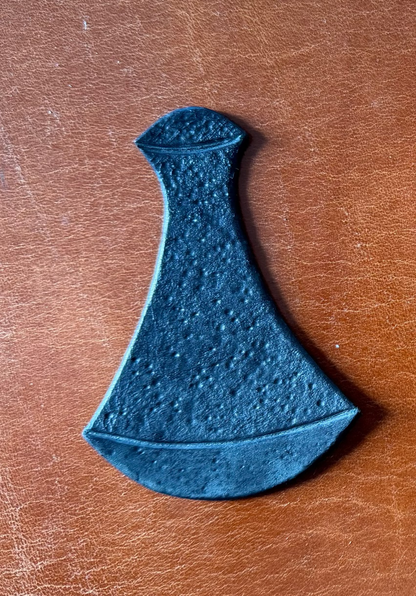 Pōhaku ku'i 'ai leather patch